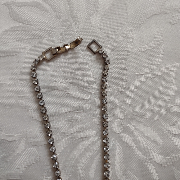 Art deco fine jewelry prong set crystals ruby pendant costume necklace silvetone - Picture 9 of 10